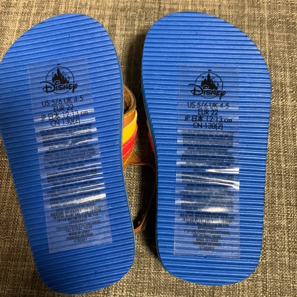 Disney Toy Story toddler sandals - size 5/6 - Picture 4 of 4